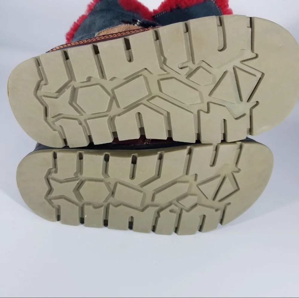 Antilopa Toddler Boys 28 Suede and Sheepskin Fleece Lined Boots *Note Scuffs